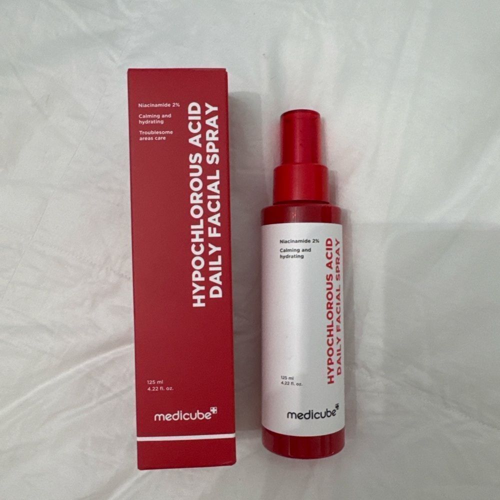 Medicube Hypochlorous Acid Daily Facial Spray 125ml – NEW in Box